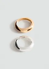 Pulsera rígida de diseño orgánico y acabado brillante, con cierre bisagras.