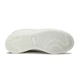 Championes casuales de mujer Diadora modelo Set, color blanco, de caña baja y estilo urbano. Presentan detalles en azul claro en la lengüeta y en el talón, con cordones blancos.