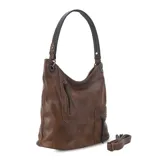 Cartera estilo hobo color marrón, confeccionada en material símil cuero con textura. Presenta dos bolsillos frontales con cierre metálico, apertura superior con cierre y asa corta para el hombro.