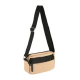 Bandolera rectangular color beige con correa larga negra ajustable con logo Terrano.