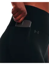 Short de entrenamiento Under Armour de tiro alto, confeccionado en tejido elástico y transpirable que absorbe el sudor. Cuenta con cintura ancha y plana, y bolsillo lateral integrado.