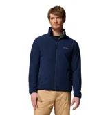 Campera polar de textura tipo corderito con estampado camuflado en tonos verde, azul marino y beige. Presenta cierre frontal completo, cuello alto y un bolsillo frontal en el pecho con cierre y parche de la marca.