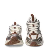 Championes Miss Carol modelo Funk, de estilo deportivo con diseño chunky, combinados en tonos beige, marrón y detalles metalizados, con cordones y suela gruesa.