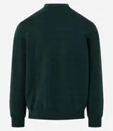 Su ter de punto color blanco de la marca Marfinno, con cuello redondo, manga larga y diseño texturizado en zigzag.
