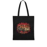 Tote bag de tela color negro con estampado frontal de una camioneta tipo kombi en llamas y texto alusivo a la marca Emexem.