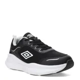 Championes urbanos Umbro modelo Dash, color negro con detalles en blanco. Presentan una combinación de malla y material sintético en la capellada, con el logo de la marca en el lateral y en la lengüeta, montados sobre una entresuela blanca de diseño robusto.