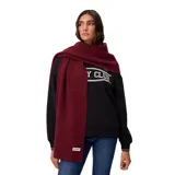 Bufanda de tejido de punto en color bordó, con textura suave y etiqueta de la marca Rusty en el extremo inferior.