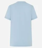 Remera de algodón celeste con cuello redondo y mangas cortas dobladas, de corte regular y diseño liso.