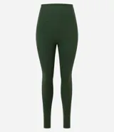 Legging deportiva de tiro alto confeccionada en microfibra, con diseño ajustado al cuerpo y costuras reforzadas en los laterales. Ofrece gran elasticidad y sujeción para actividades físicas.