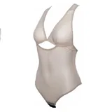Bodysuit de malla translúcida color nude, sin mangas, con tirantes ajustables en la espalda y cierre inferior con ganchos.