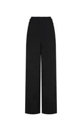 Pantalon sastrero negro de corte recto y tiro alto. Presenta cintura elástica con cordón ajustable, bolsillos laterales con ribete en contraste, pespuntes decorativos y aberturas laterales en el bajo.