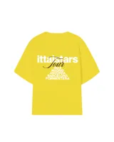 Remera celeste de corte recto con estampado en la espalda que incluye el texto "Itta Stars Tour" y una lista de ciudades: Ibiza, Madrid, Andorra, Barcelona y Formentera.