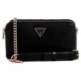 Cartera tipo bandolera o cruzada de Guess, color negro, con herrajes metálicos en tono oro rosado. Presenta un diseño rectangular con dos compartimentos superiores con cierre de cremallera y un bolsillo frontal con cierre. Incluye una correa de hombro ajustable y desmontable, compuesta por una cadena metálica y una sección de cuero sintético negro. Lleva el logo triangular de Guess en metal dorado en el frente.