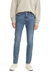 Jeans Levis modelo 510 Skinny ADV de corte ajustado y tiro medio, en color azul con efecto deslavado.