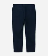 Pantalón de vestir color beige, de corte recto, confeccionado en lino y viscosa. Presenta cintura con trabillas, bolsillos laterales y traseros.