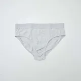 Pack de tres slips de algodón en colores verde oscuro, gris jaspeado y verde claro.