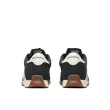 Zapatillas Merrell Sprint Anthem Ltr de estilo retro inspirado en el running de los años 70, confeccionadas en ante y malla negra con la clásica 'M' lateral en color blanco. Cuentan con entresuela de EVA y suela de goma con relieve.