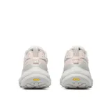 Championes de senderismo y urbanos Merrell Speedarc Matis, combinación de tonos rosado y gris, con parte superior de malla y TPU, sistema de cordones rápidos y suela gruesa con diseño abultado.