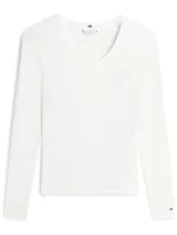 Remera de manga larga Tommy Hilfiger de corte slim en color blanco, confeccionada en tejido acanalado con escote amplio y logo bordado en el puño.