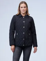 Campera capitoneada azul marino con cuello y ribetes en cuero marrón, marca Michael Kors. Abertura central con botones metálicos dorados, bolsillos verticales delanteros y logo metálico en el brazo.