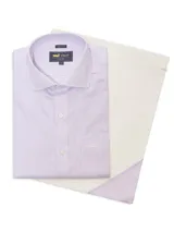 Camisa de manga larga RKF con diseño de rayas verticales finas en color lila sobre fondo blanco. Presenta cuello italiano, cierre frontal con botones, bolsillo en el pecho con logo bordado y corte regular.