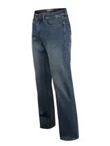 Pantalón de jean para hombre con calce regular, confeccionado en denim con tecnología de flexibilidad y fibras recicladas. Presenta un diseño clásico de cinco bolsillos con cierre de botón y cremallera.