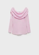 Jersey de punto fino en color rosado, con diseño de hombros descubiertos y detalle fruncido en la parte superior. Presenta manga larga y un ajuste entallado.