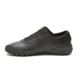 Championes urbanos Caterpillar modelo Hex, color negro con detalles en amarillo. Presentan una capellada de cuero napa, cierre con cordones y una suela de goma robusta con diseño texturizado.