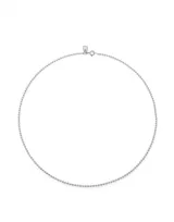 Cadena plateada con eslabones de bolitas.