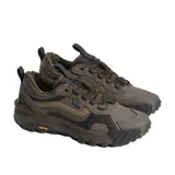 Championes Vans Crosspath Xc Gore-Tex Mte de diseño todoterreno, color marrón con detalles en negro. Presentan sistema de ajuste rápido, entresuela amortiguada y suela Vibram de alto agarre.