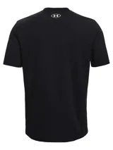 Remera Under Armour modelo UA Abc Camo Boxed Lo de color negro, con cuello redondo y manga corta. Presenta un estampado gráfico frontal con el logotipo de la marca dentro de un recuadro de diseño camuflado.