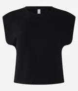 Blusa sin mangas de algodón color negro, con cuello redondo y hombreras marcadas.