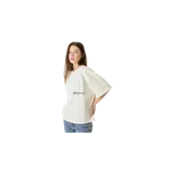 Remera oversize color beige de la marca Eme Studios, con mangas cortas y cuello redondo. Cuenta con un estampado gráfico en la espalda con el logo y texto en color verde oscuro.