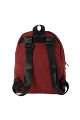 Mochila Aurora de nailon acolchado en color negro, con diseño de múltiples compartimentos con cierre y correas ajustables.