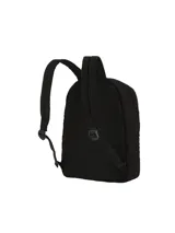Mochila acolchada de diseño quilting, con compartimento principal con cierre, bolsillo frontal con cierre y aplique con logo de la marca.