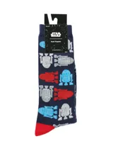 Medias de caña media color azul marino con estampado de droides R2-D2 en tonos rojo, celeste, blanco y gris. Presentan talón y puntera en color rojo.