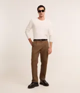 Remera de hombre Marfinno confeccionada en tejido waffle texturizado color blanco, de corte regular, con cuello redondo y manga larga.