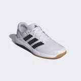 Championes de training Adidas Dropset Base, color blanco con detalles en negro y suela color caramelo.