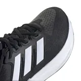 Championes Adidas Ultrarun 5 para hombre, color negro con detalles en blanco y gris. Capellada de malla transpirable, mediasuela con amortiguación Bounce 2.0 y suela Adiwear de gran agarre. Fabricados con al menos un 20% de materiales reciclados.
