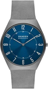 Reloj Skagen con caja gris de acero inoxidable y malla metálica. Esfera azul con agujas plateadas y números arábigos.