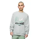 Buzo de cuello redondo color gris melange, con estampa frontal temática de montaña y bosque en tonos verdes y blancos, y texto 'Hike More'.