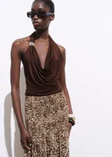 Falda larga con estampado de leopardo, tiro medio y panel fruncido en la cintura.