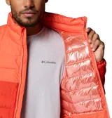 Campera acolchada Columbia modelo Powder Lite II, color rojo con diseño degradado. Cuenta con tecnología Omni-Heat para retención de calor, aislamiento sintético Thermarator, tejido resistente al agua Omni-Shield, cierre frontal completo, cuello alto con protector de barbilla, puños elásticos y bolsillos laterales con cierre.