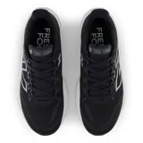 Championes de running New Balance Vongo, color negro con logo blanco y suela Fresh Foam X.