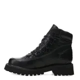 Botas tipo borceguí de cuero negro con textura efecto cocodrilo, cierre mediante cordones y suela track dentada.
