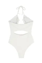 Malla enteriza blanca con diseño cut out en la parte delantera, escote halter con fruncido y tiras multiposición.