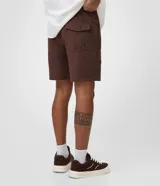 Bermuda masculina de sarga con textura jaspeada, cintura elástica y bolsillos laterales, ideal para uso casual.