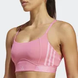 Bralette deportivo Adidas Hyperglam color rosado, con tirantes finos ajustables y banda elástica inferior con logo.