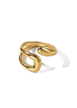 Anillo dorado de acero inoxidable con forma de nudo abierto.