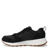 Championes urbanos Merrell modelo Alpine 83, color negro con detalles en blanco y suela de goma color caramelo. Presentan una combinación de texturas en gamuza y material sintético, con cierre de cordones y logo de la marca en la lengüeta.